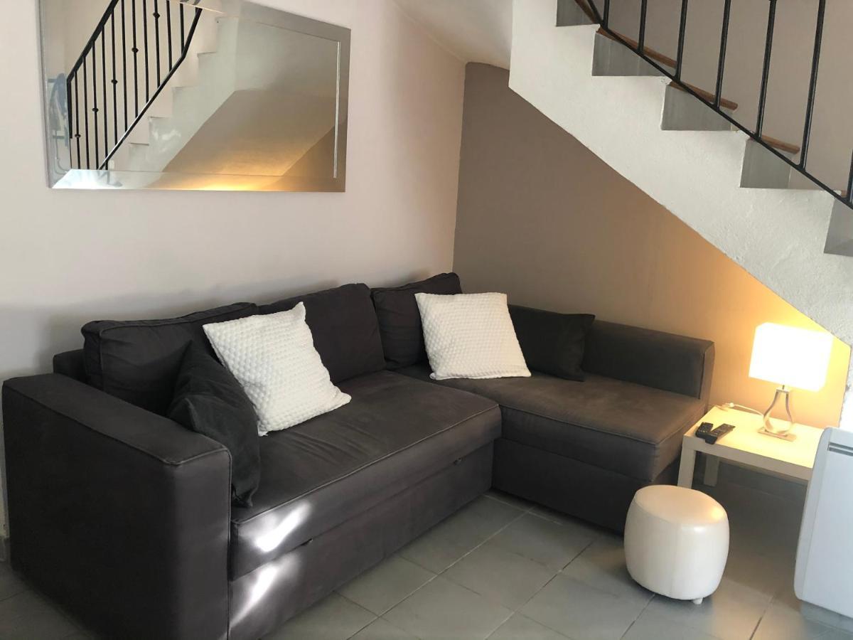 Maison tendance avec jardin, centre village, Alpilles, familles Eyragues Extérieur photo